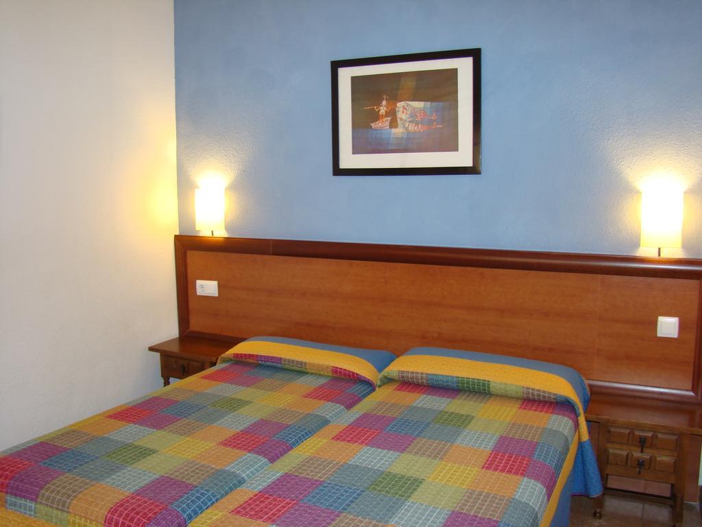 Hostal Platja Cambrils Cameră foto